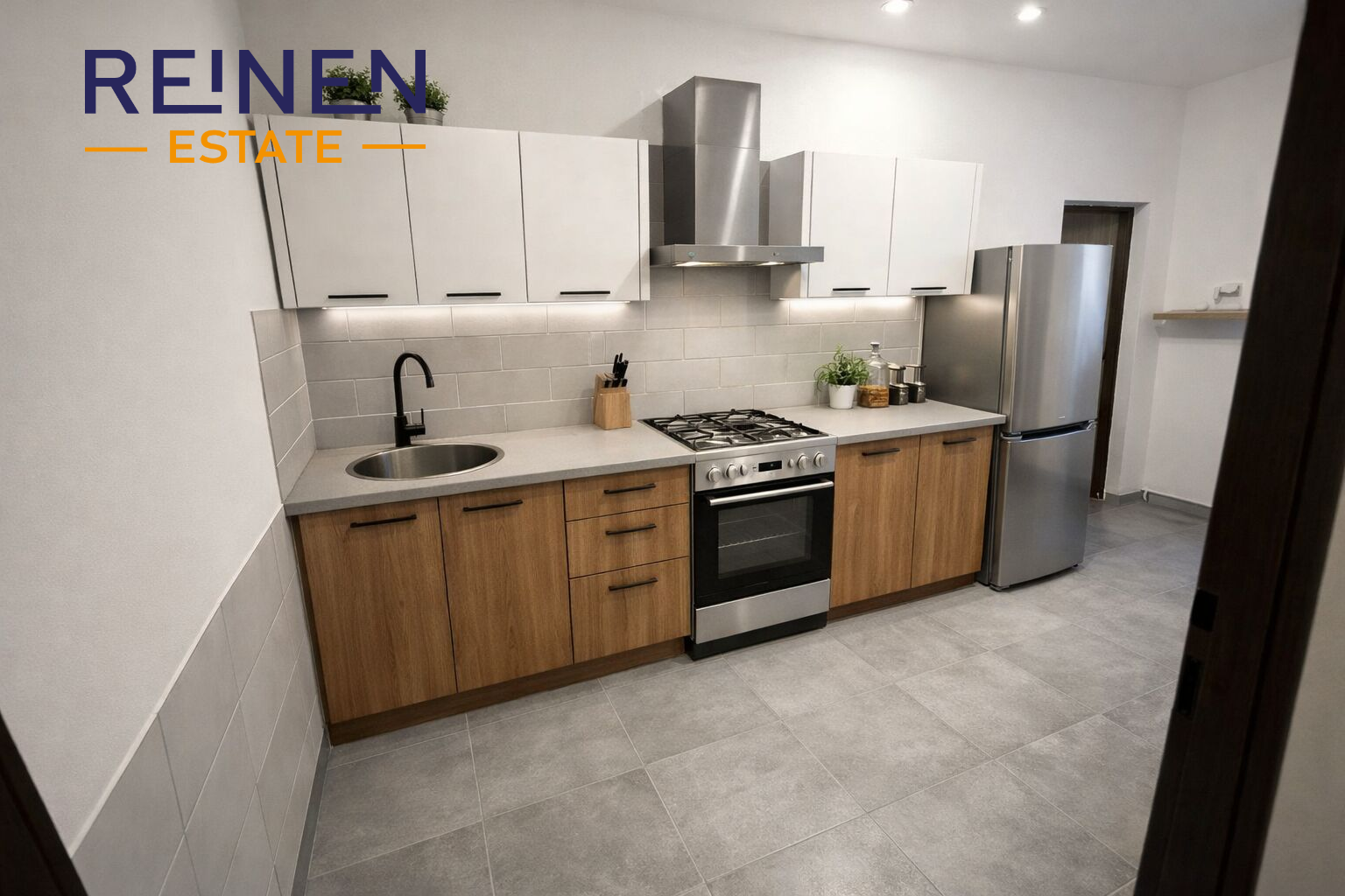 Prodej 1+1 32m2 po rekonstrukci, Karlín