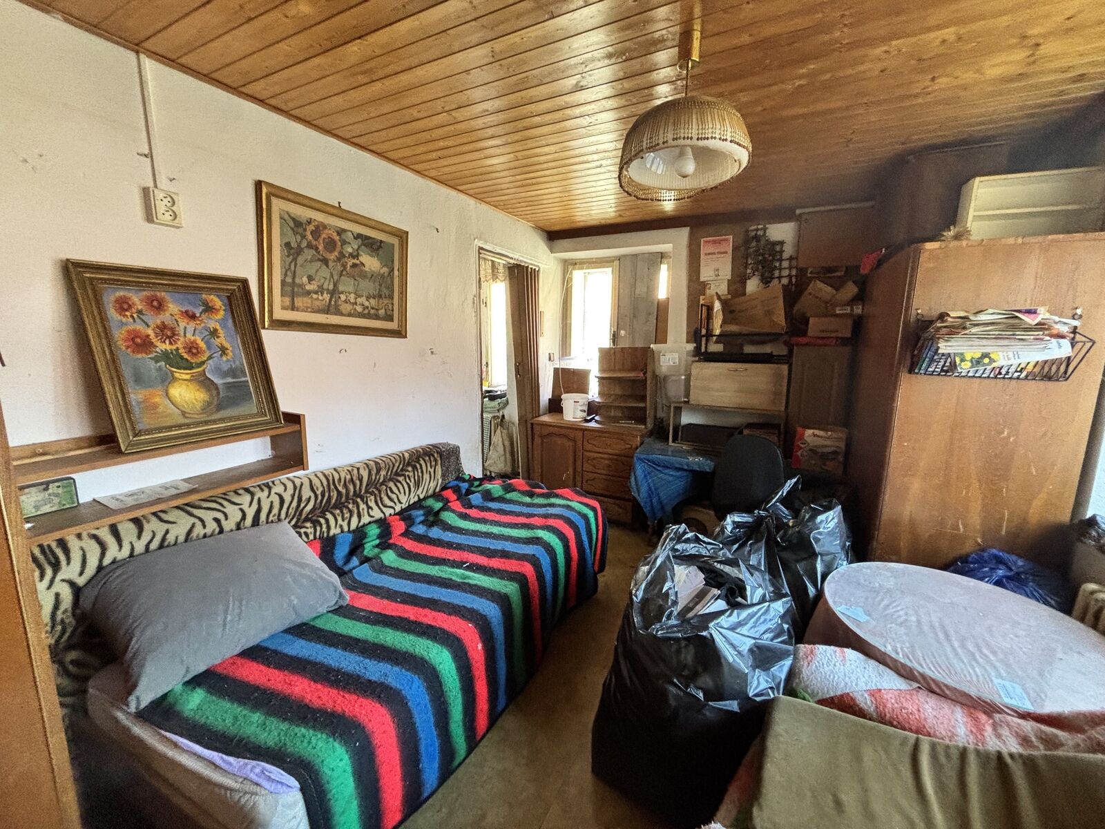 Prodej rodinného domu se 3 bytovými jednotkami a stavebním pozemkem, Chotusice