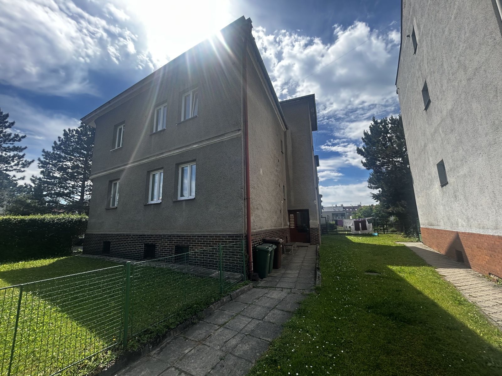 Prodej bytu 1+kk, 35 m² se sklepem, Krnov