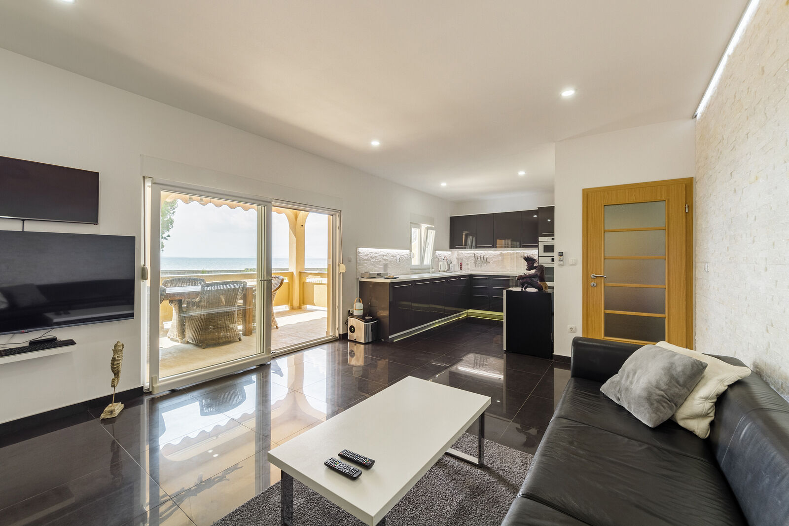 Prodej apartmánového domu na ostrově Vir – Chorvatsko