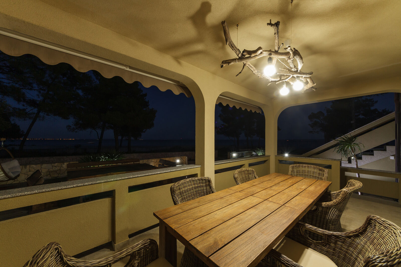 Prodej apartmánového domu na ostrově Vir – Chorvatsko