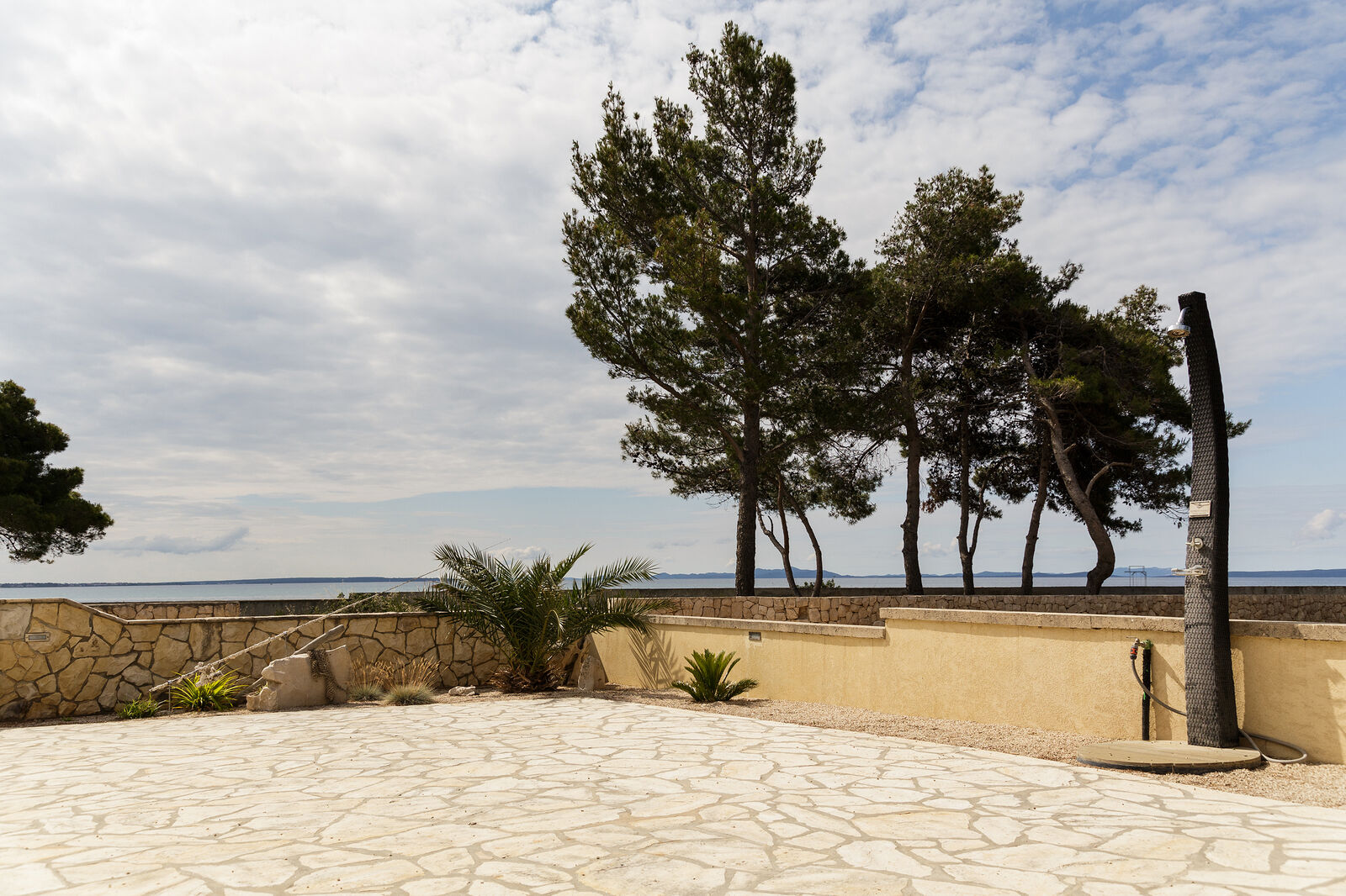 Prodej apartmánového domu na ostrově Vir – Chorvatsko