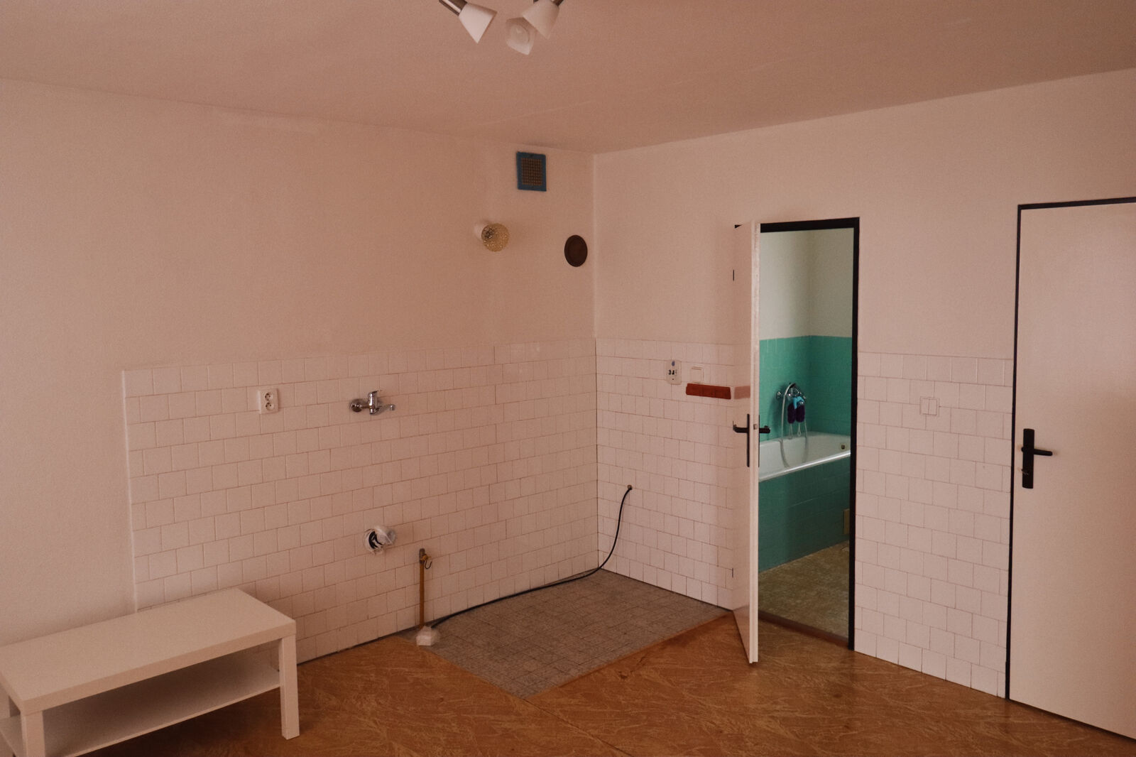 Prodej vícegeneračního rodinného domu / investiční příležitost – Sulkovec, okres Žďár nad Sázavou