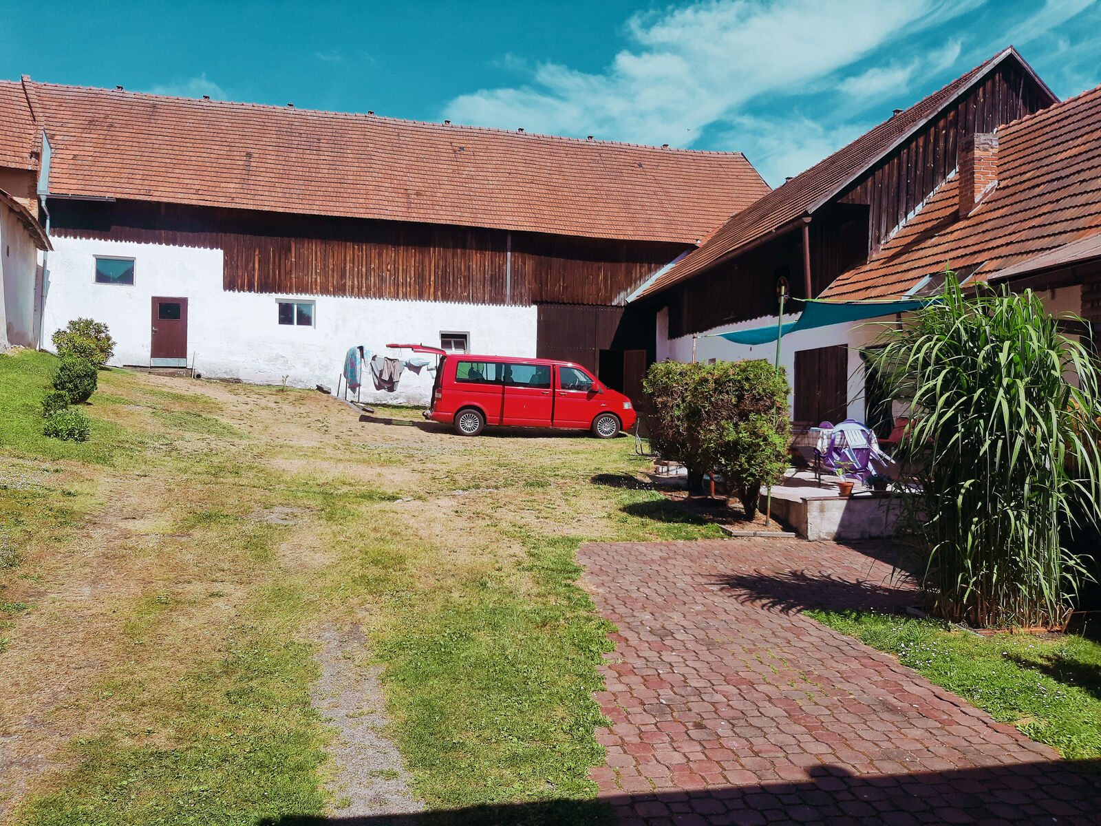 Prodej stylové chalupy s velkým pozemkem a vlastním lesem – Částkovice, okres Pelhřimov