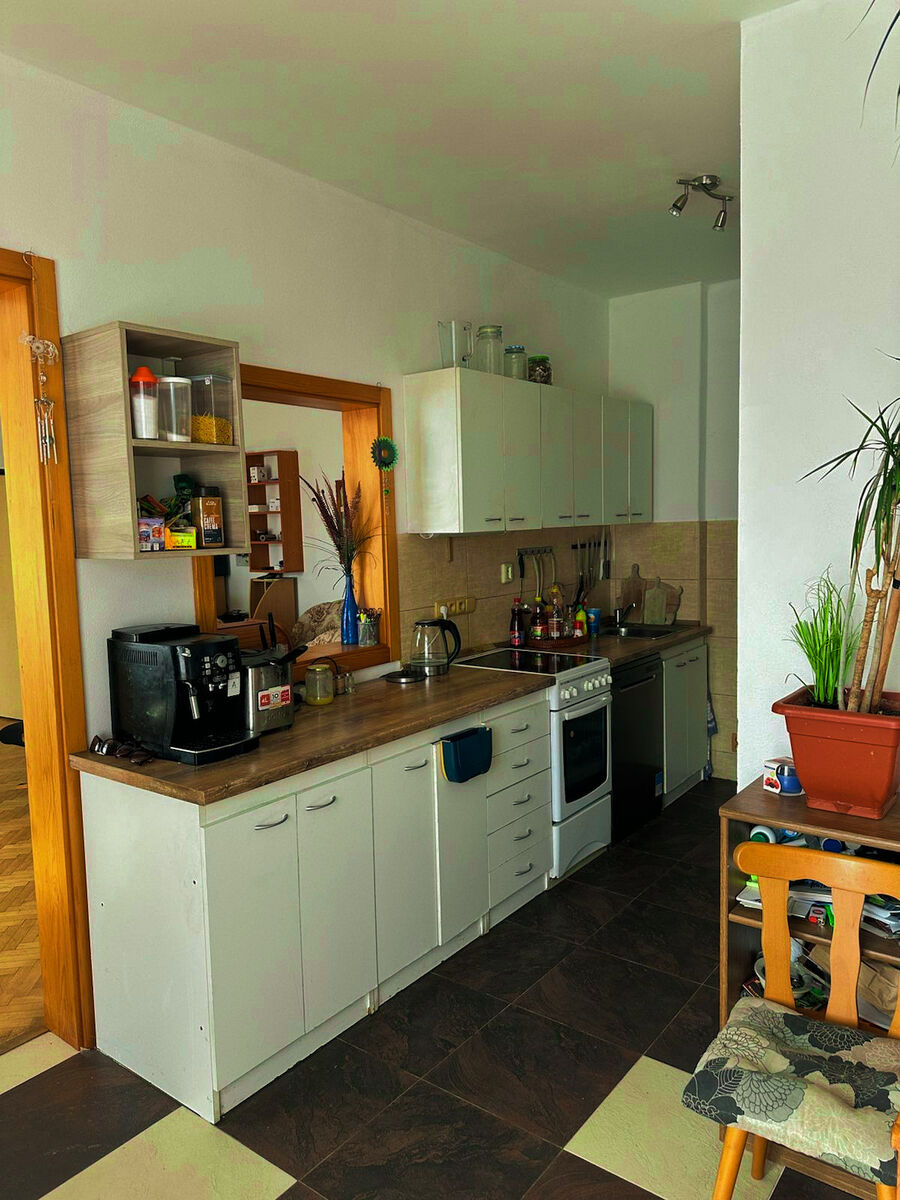 Rodinný dům 3+1 po kompletní rekonstrukci, bazén, pergola s venkovní kuchyní, Blatná