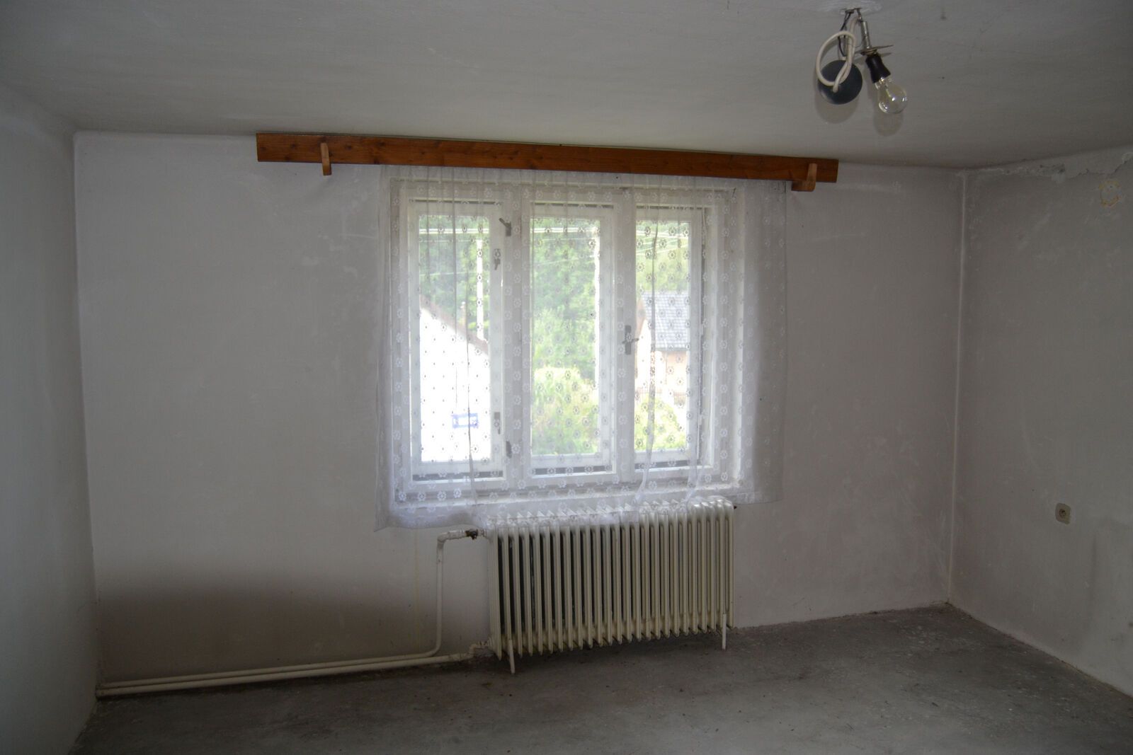 Rodinný dům 270 m² se zahradou a velkým potenciálem, Chvalčov