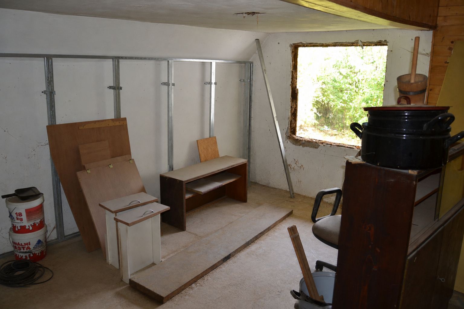 Prodej rodinného domu 7+2 s pozemkem 1 395 m², Halenkov